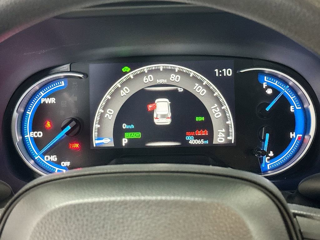 Used 2024 Toyota RAV4 XLE AWD/4WD image 10