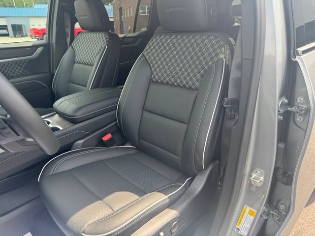 New 2027 GMC Acadia Denali w/ LPO, Floor Liner Package AWD/4WD image 18