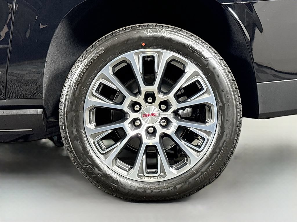 New 2026 GMC Yukon XL Denali w/ Denali Reserve Package AWD/4WD image 34