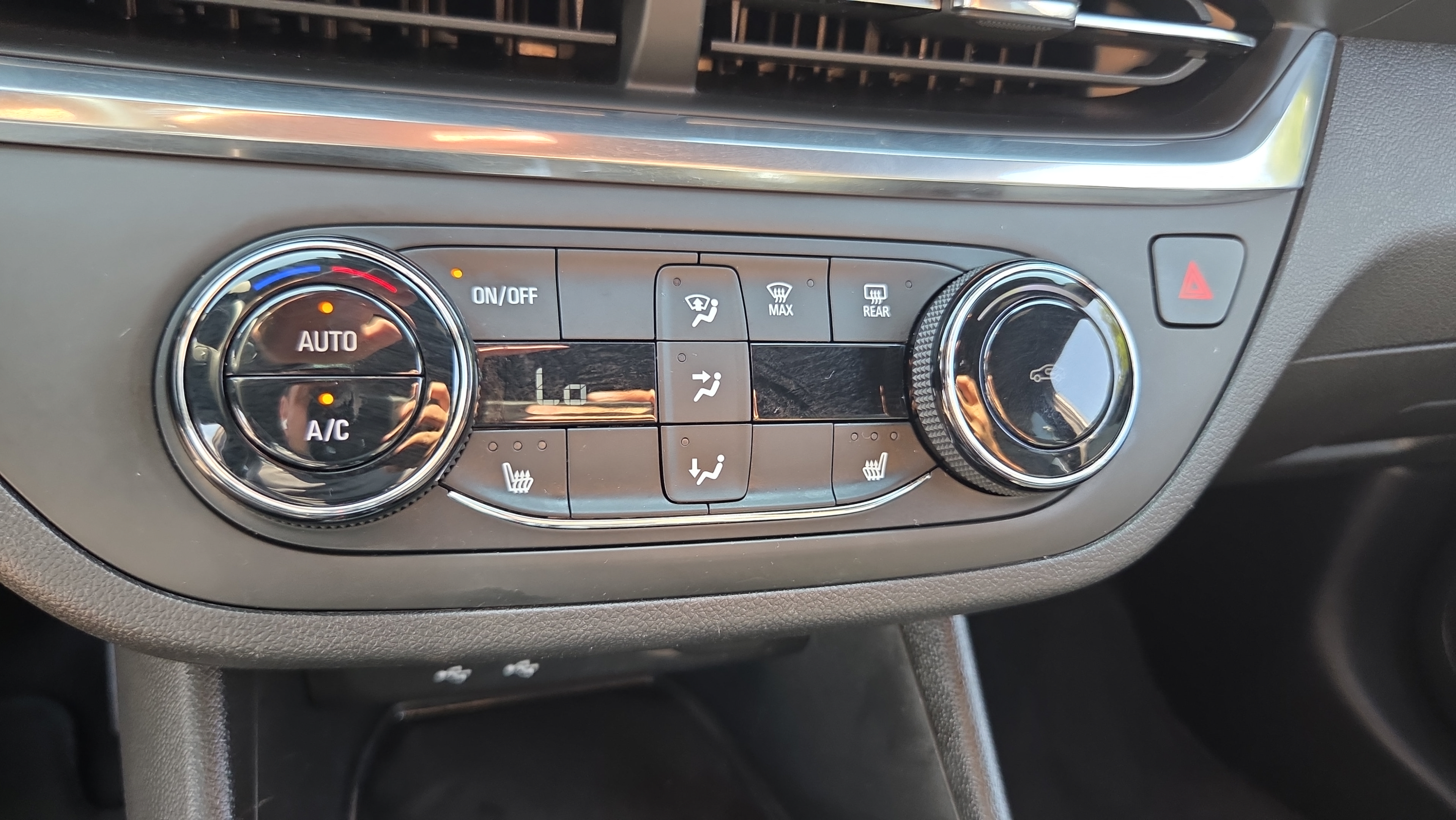 Certified 2024 Buick Envista Preferred w/ Convenience I Package FWD image 20
