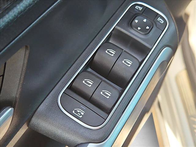 Used 2023 Mercedes-Benz GLB 35 AMG 4MATIC image 12