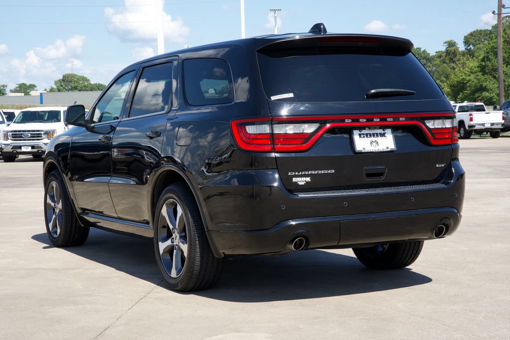 Used 2023 Dodge Durango GT RWD image 3