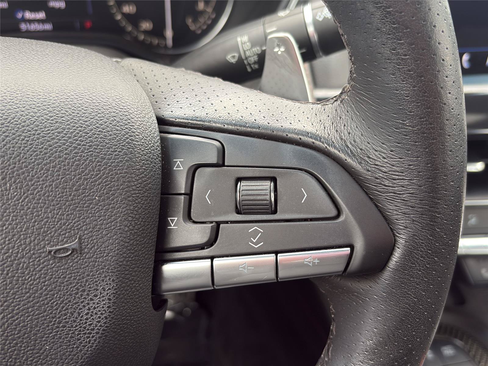 Used 2023 Cadillac CT5 Sport AWD/4WD image 16