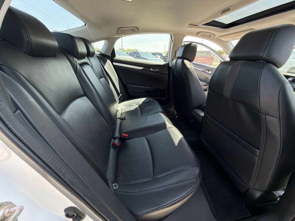 Used 2019 Honda Civic EX-L image 11