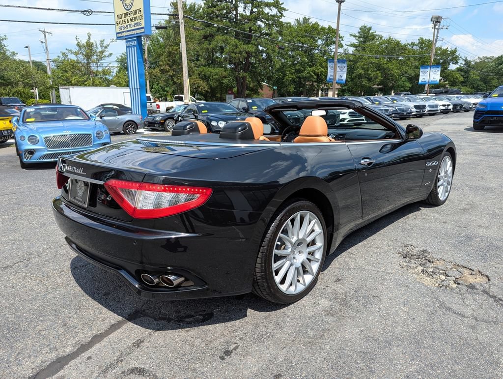 Used 2011 Maserati GranTurismo Convertible RWD image 37