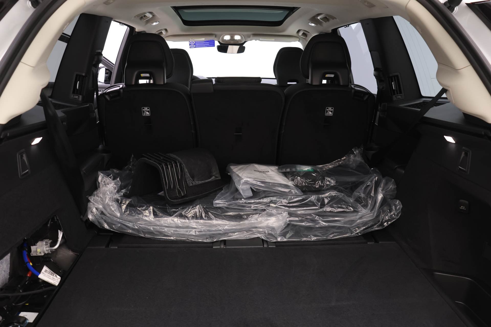 New 2026 Volvo XC90 B6 Ultra w/ Protection Package Premier image 15