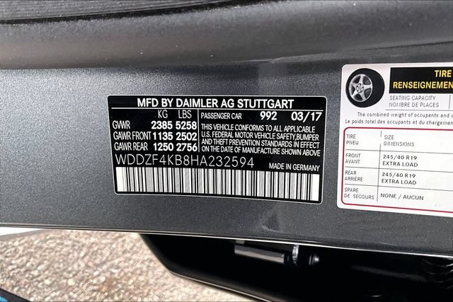 Used 2017 Mercedes-Benz E 300 4MATIC image 30