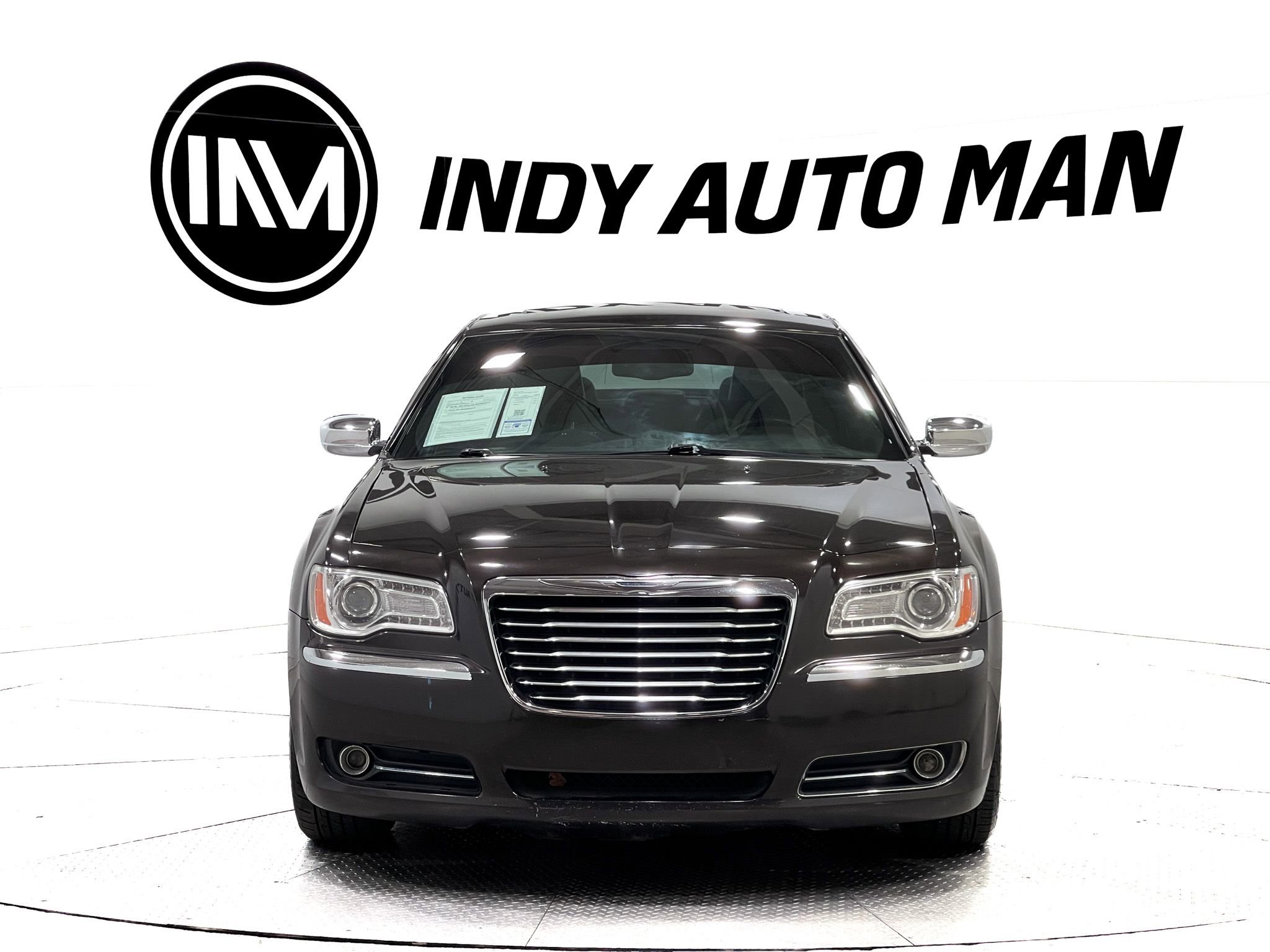 Used 2012 Chrysler 300 Limited image 9