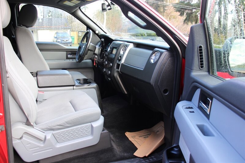Used 2013 Ford F150 XLT w/ Luxury Equipment Group image 14