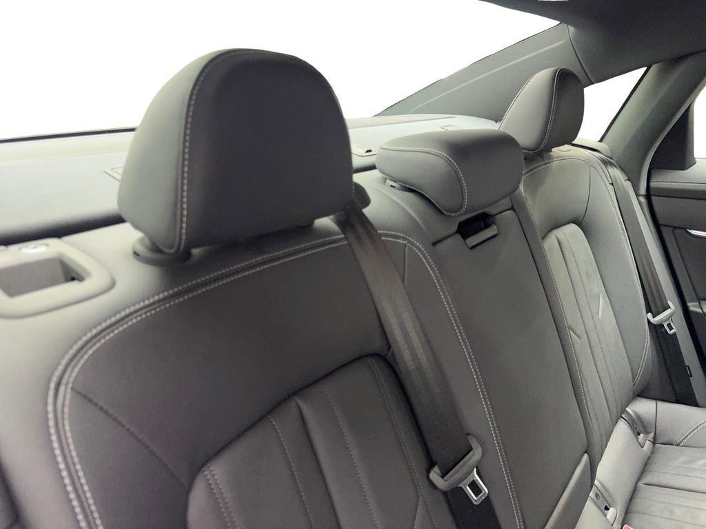 Used 2023 Audi A6 Premium Plus w/ Premium Plus Package AWD/4WD image 41