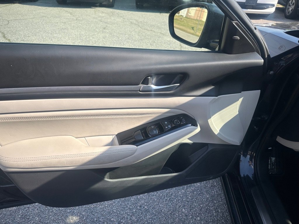 Used 2022 Nissan Altima 2.5 SL image 12