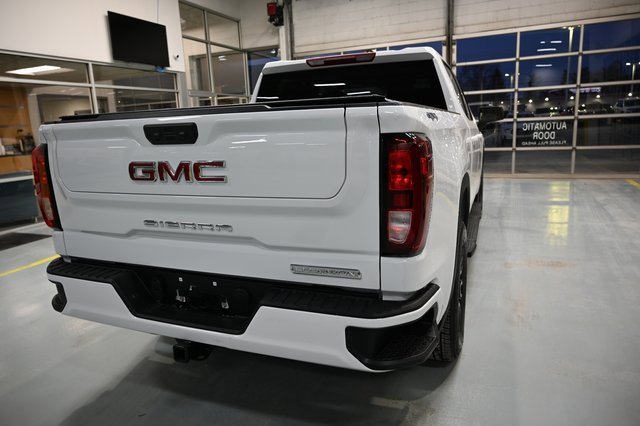 New 2026 GMC Sierra 1500 Elevation image 5