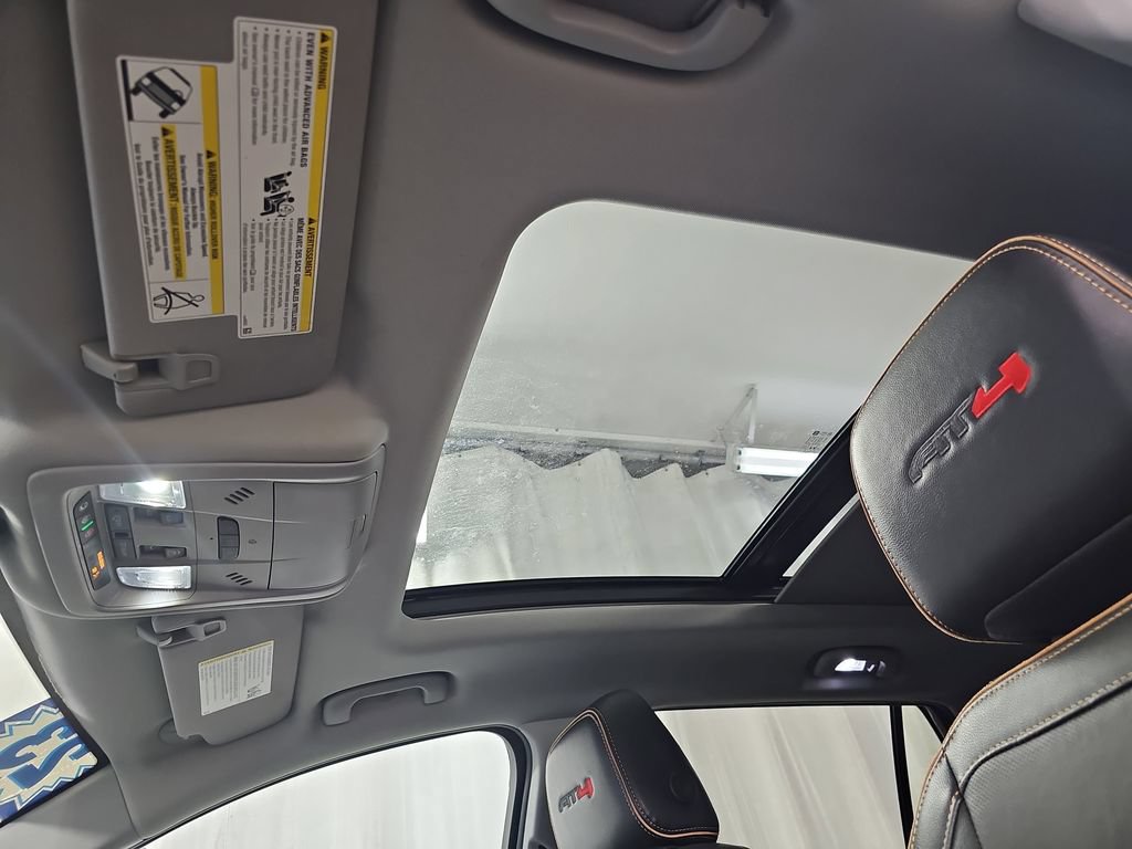 Certified 2023 GMC Terrain AT4 w/ Tech Package AWD/4WD image 34