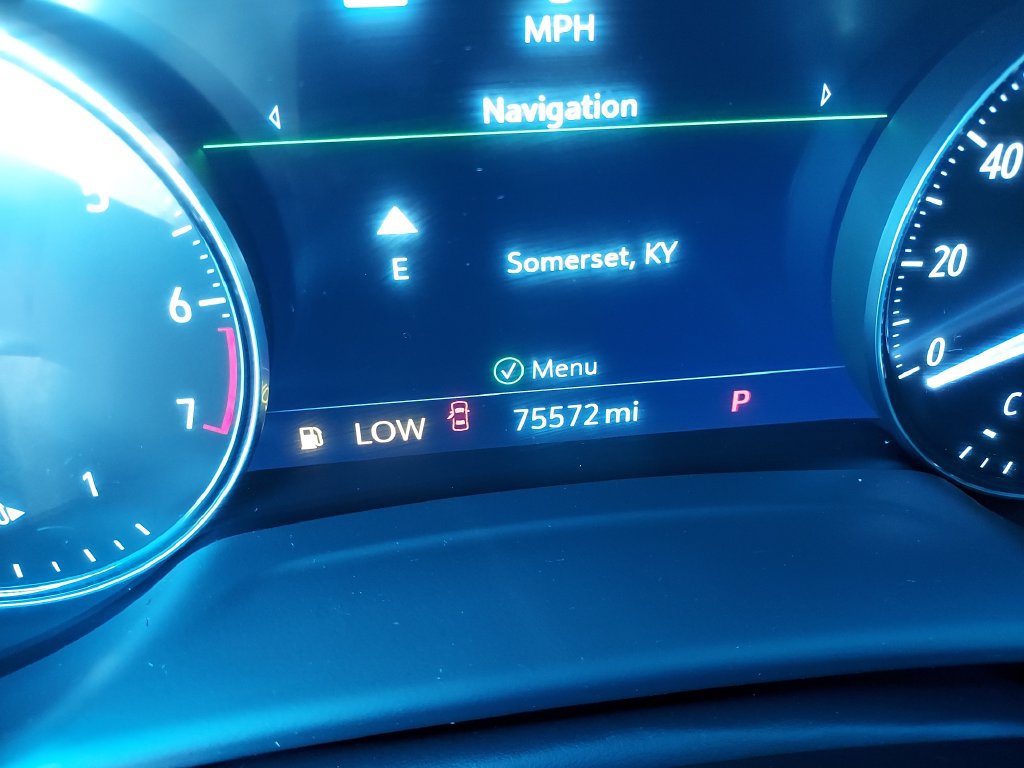 Used 2021 Buick Envision Essence w/ Technology Package I FWD image 19
