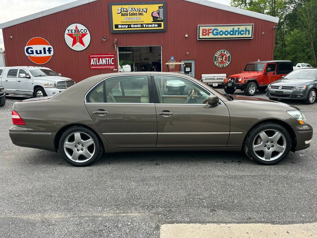 Used 2006 Lexus LS 430 RWD image 2