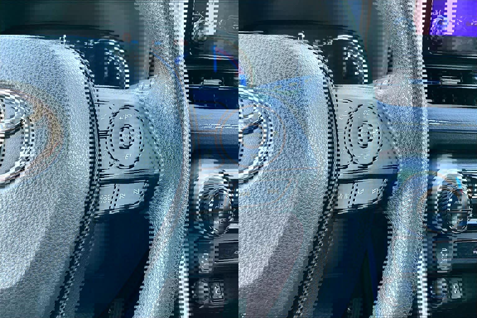 Certified 2024 Toyota RAV4 XLE w/ Convenience Package image 25