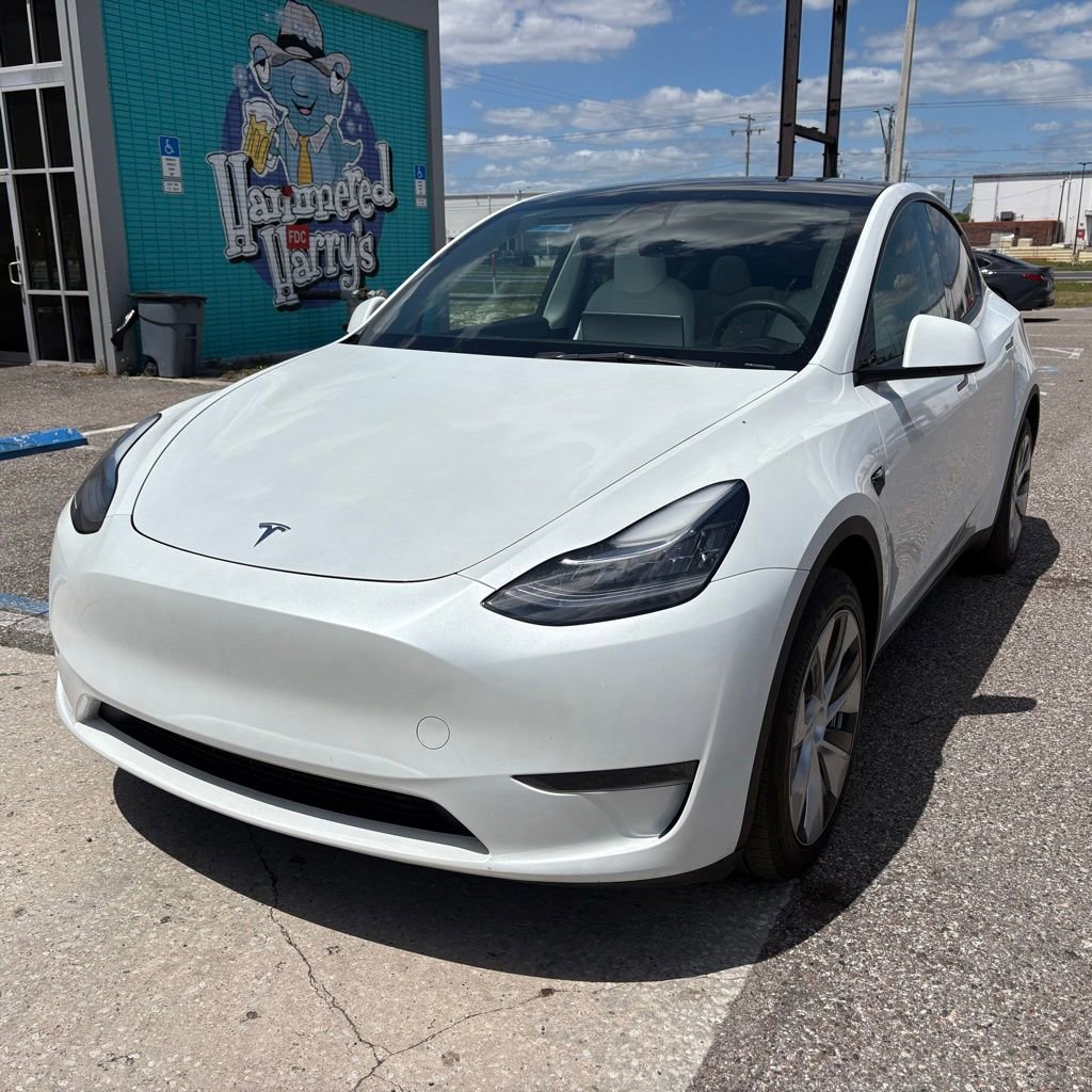 Used 2023 Tesla Model Y Long Range image 7