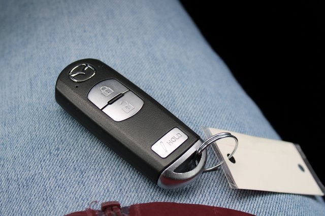 Used 2017 MAZDA MAZDA3 Touring image 13