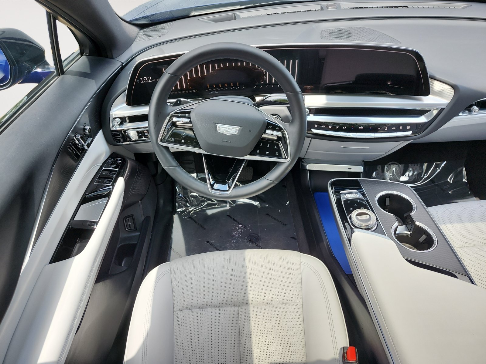 Used 2024 Cadillac Lyriq Luxury AWD/4WD image 11