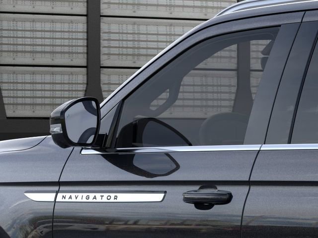 New 2026 Lincoln Navigator Reserve AWD/4WD image 20