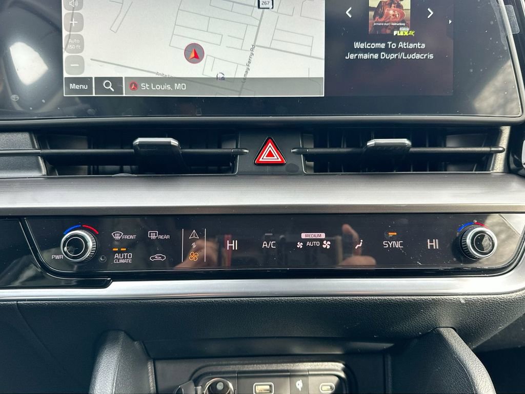 Used 2025 Kia Sportage EX image 38