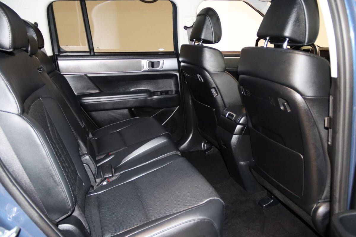 Used 2025 Hyundai Santa Fe SEL AWD/4WD image 60