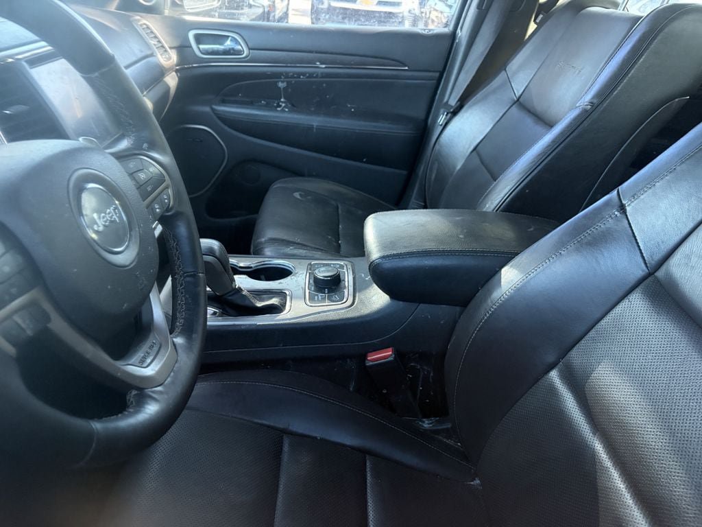 Used 2016 Jeep Grand Cherokee Summit AWD/4WD image 12