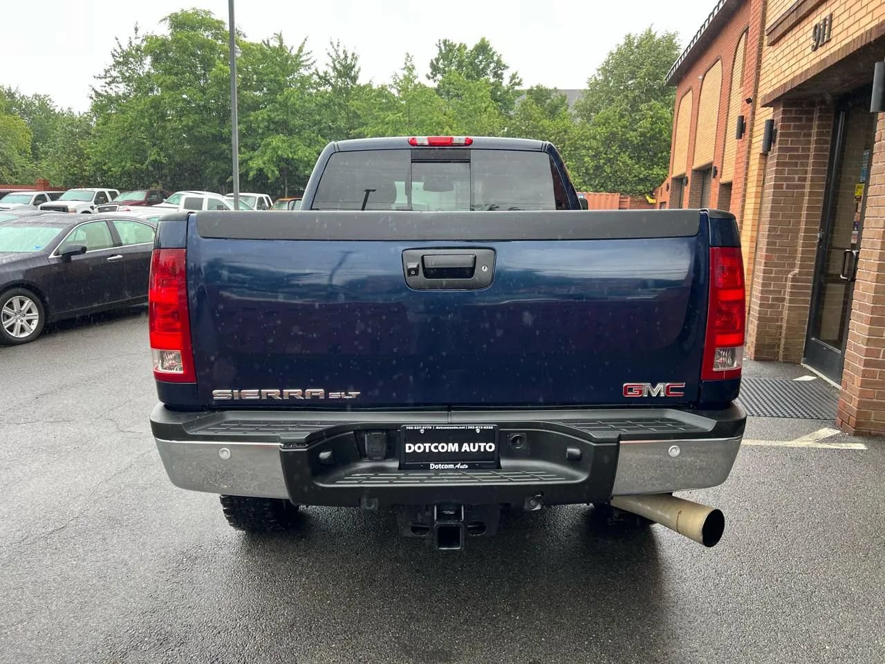 Used 2011 GMC Sierra 2500 SLT AWD/4WD image 8