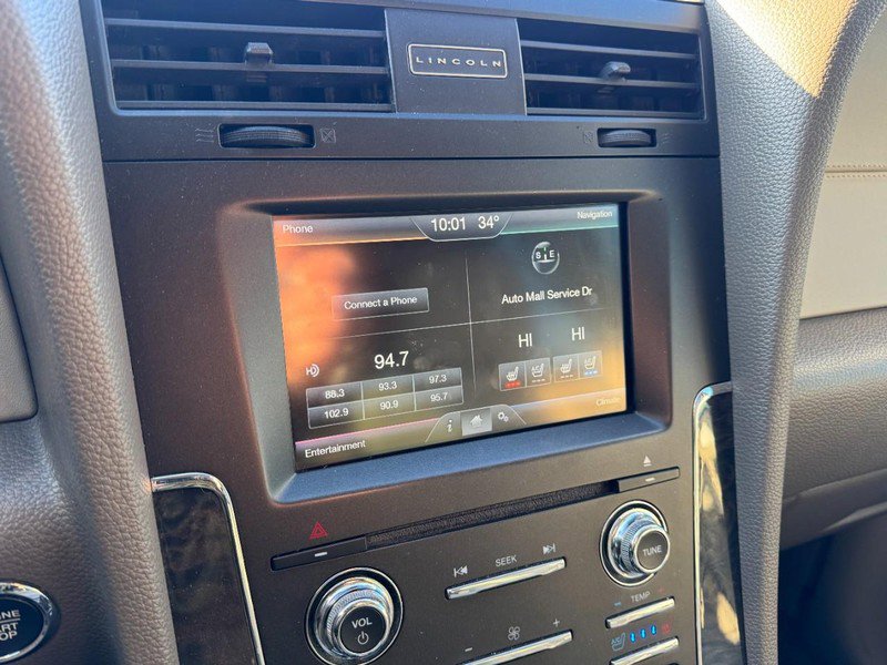 Used 2015 Lincoln Navigator L 4WD image 22