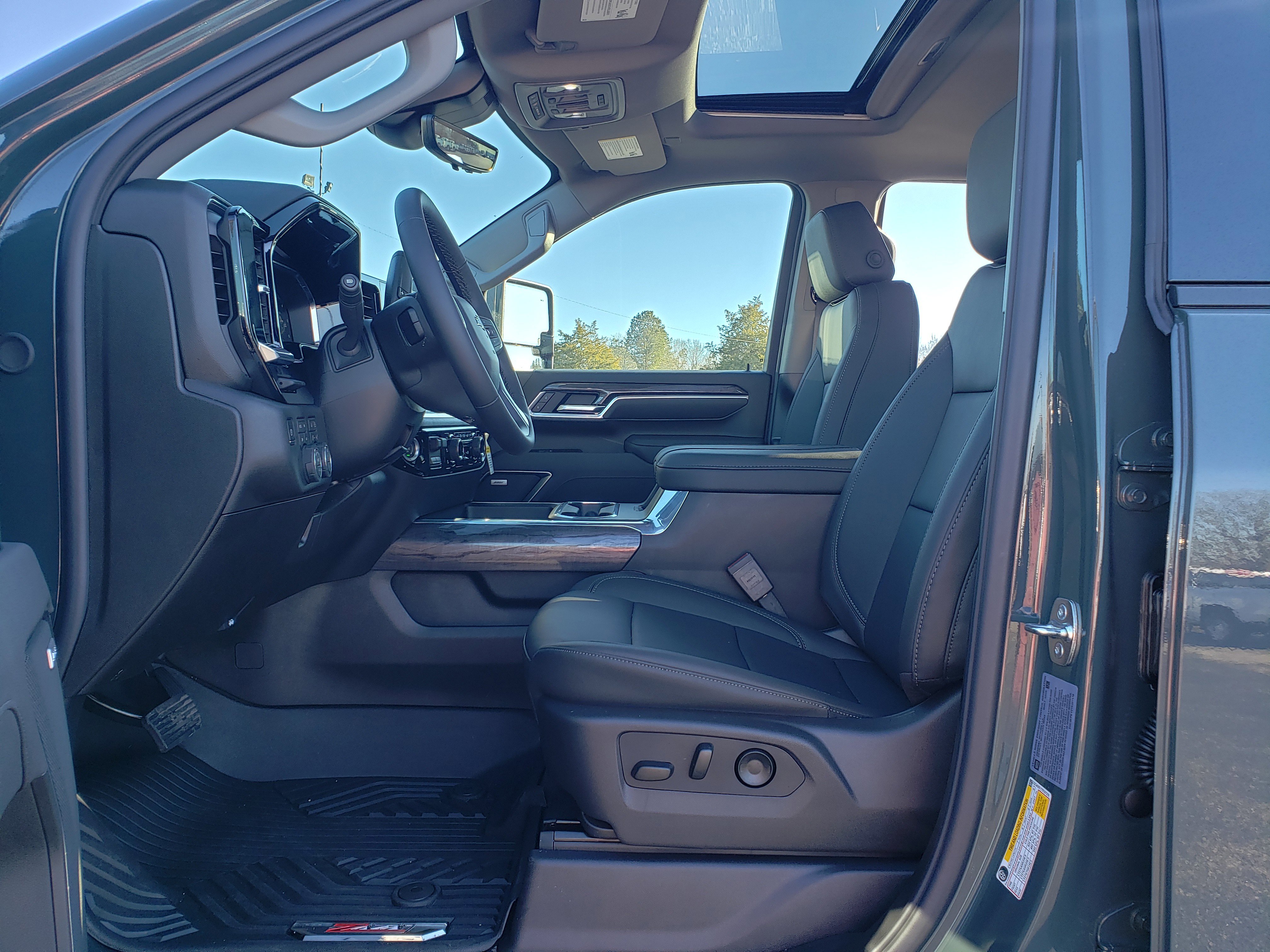 New 2026 Chevrolet Silverado 2500 LTZ w/ LTZ Plus Package image 33