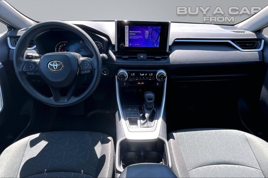 Used 2024 Toyota RAV4 XLE AWD/4WD image 16