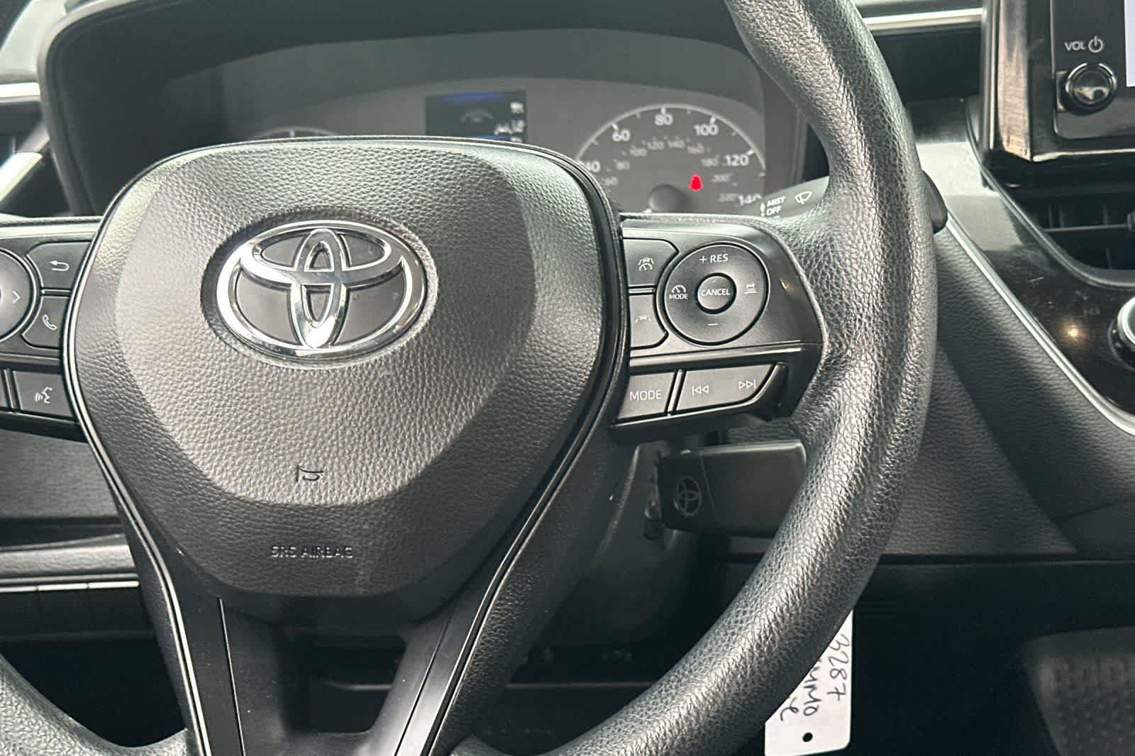 Used 2024 Toyota Corolla LE FWD image 16