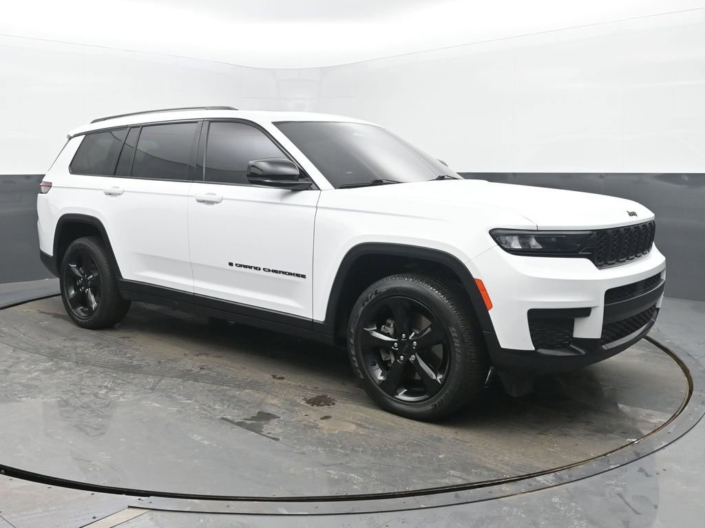 Used 2023 Jeep Grand Cherokee L Altitude image 7