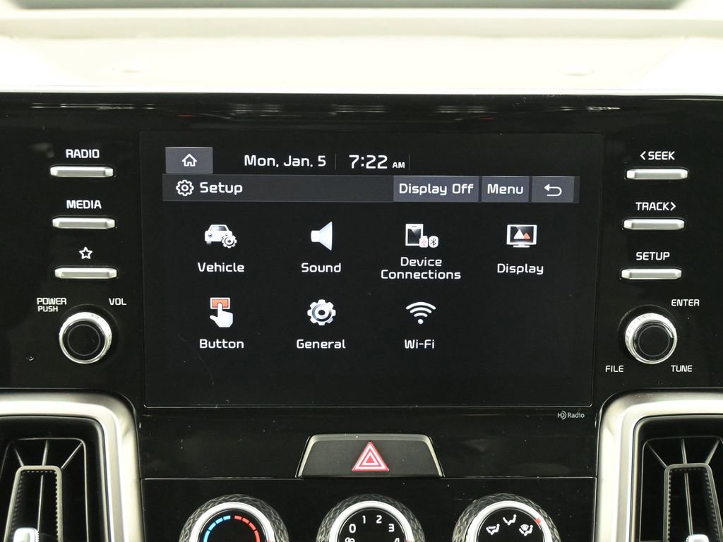 Used 2022 Kia Sorento LX image 10