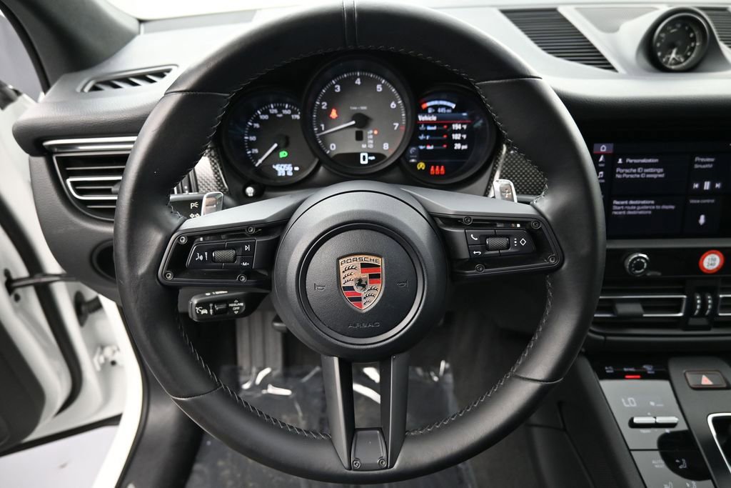 Certified 2023 Porsche Macan S AWD/4WD image 12