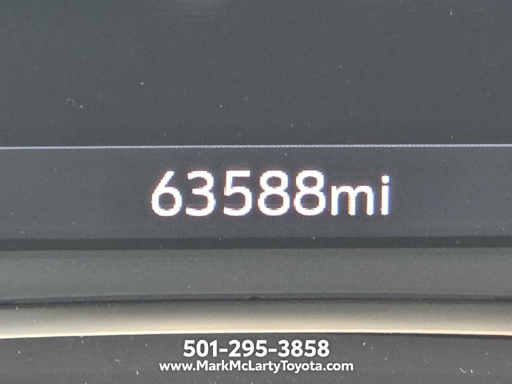Used 2024 GMC Terrain SLT AWD/4WD image 23