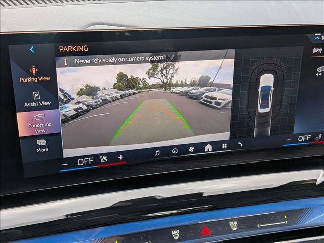 Used 2024 BMW i5 eDrive40i w/ Convenience Package RWD image 12