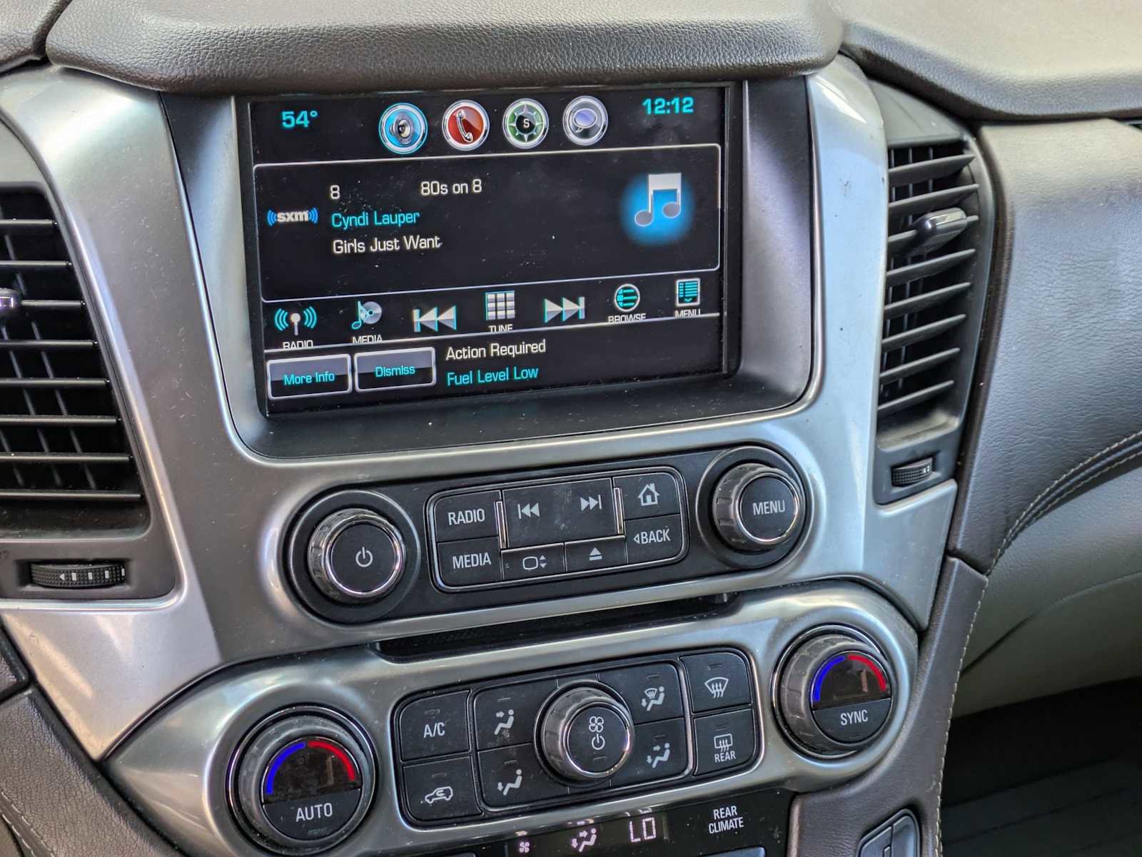 Used 2019 Chevrolet Suburban LT w/ Luxury Package image 26