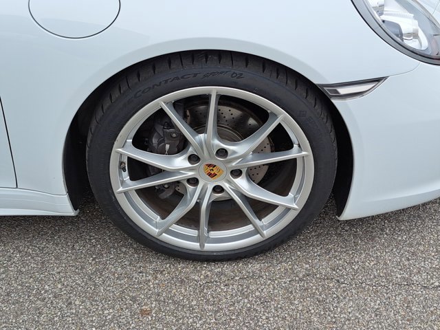 Certified 2017 Porsche 911 Carrera 4 image 14