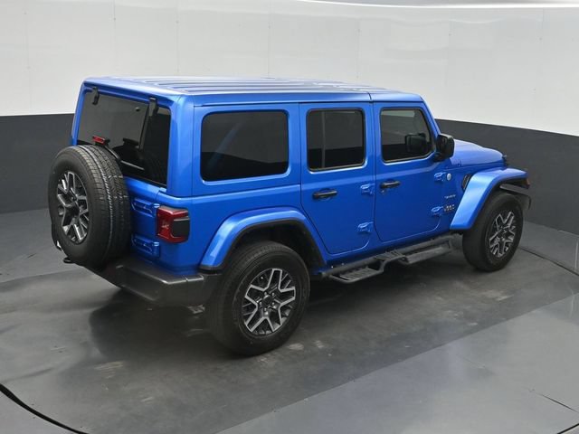 Used 2024 Jeep Wrangler Unlimited Sahara w/ Technology Group AWD/4WD image 38