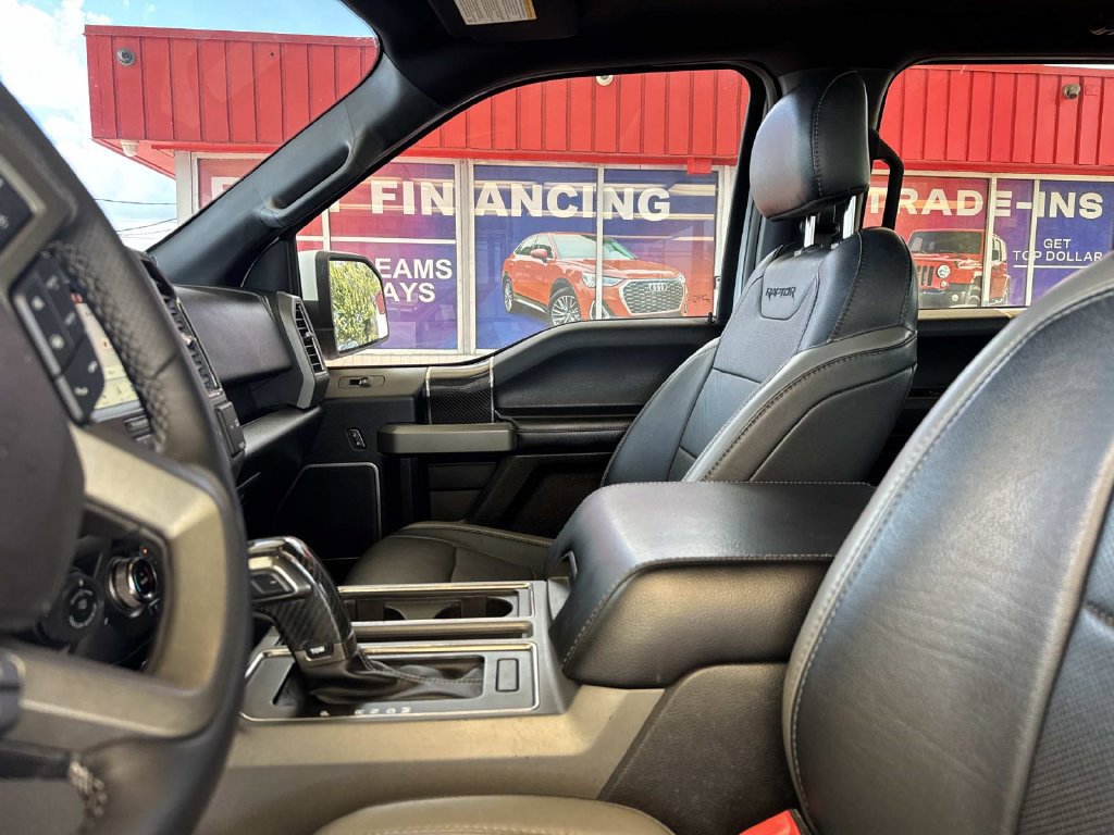 Used 2018 Ford F150 Raptor w/ Equipment Group 802A Luxury AWD/4WD image 18