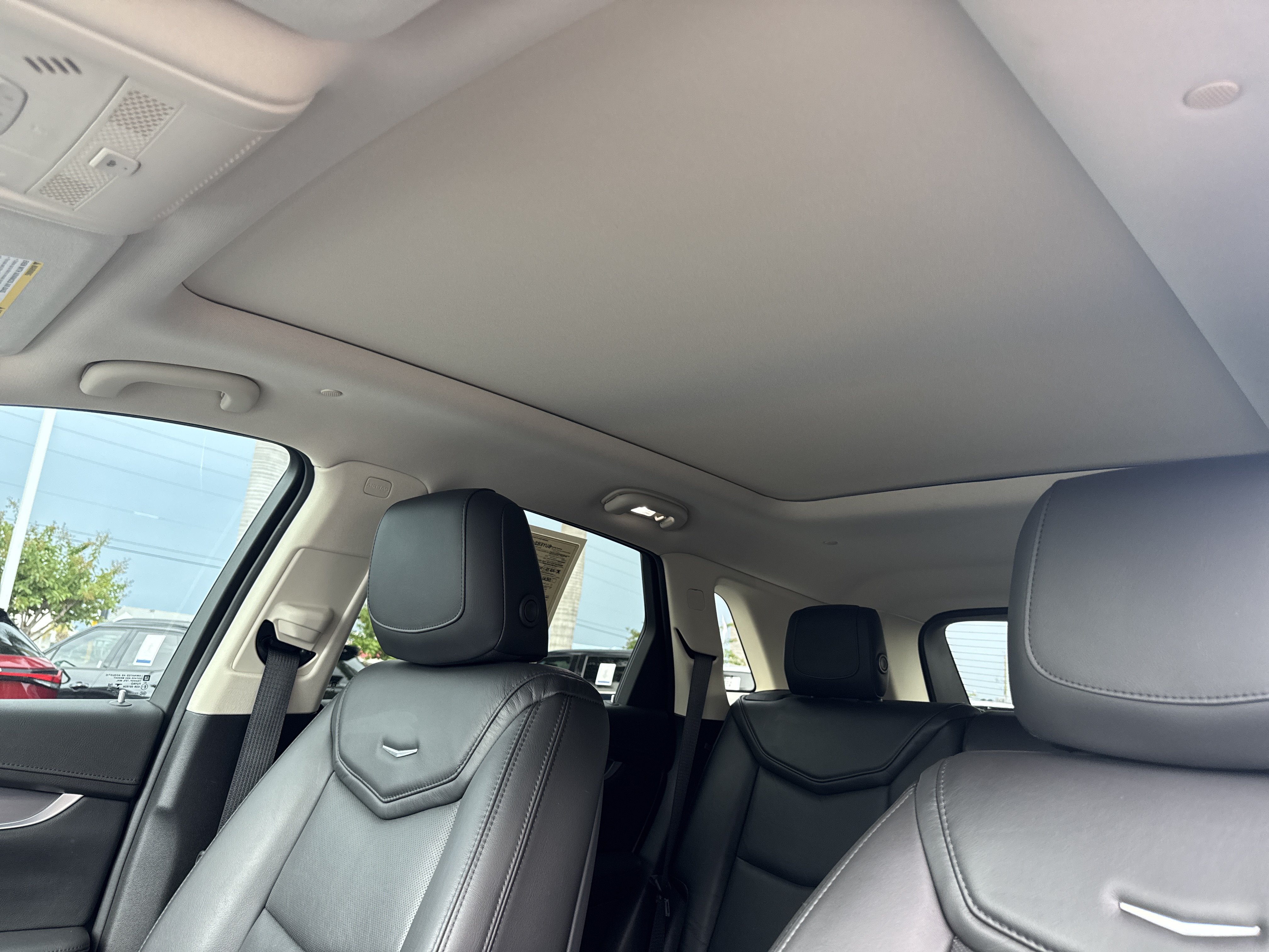 Used 2018 Cadillac XT5 Luxury w/ Driver Awareness Package FWD image 23