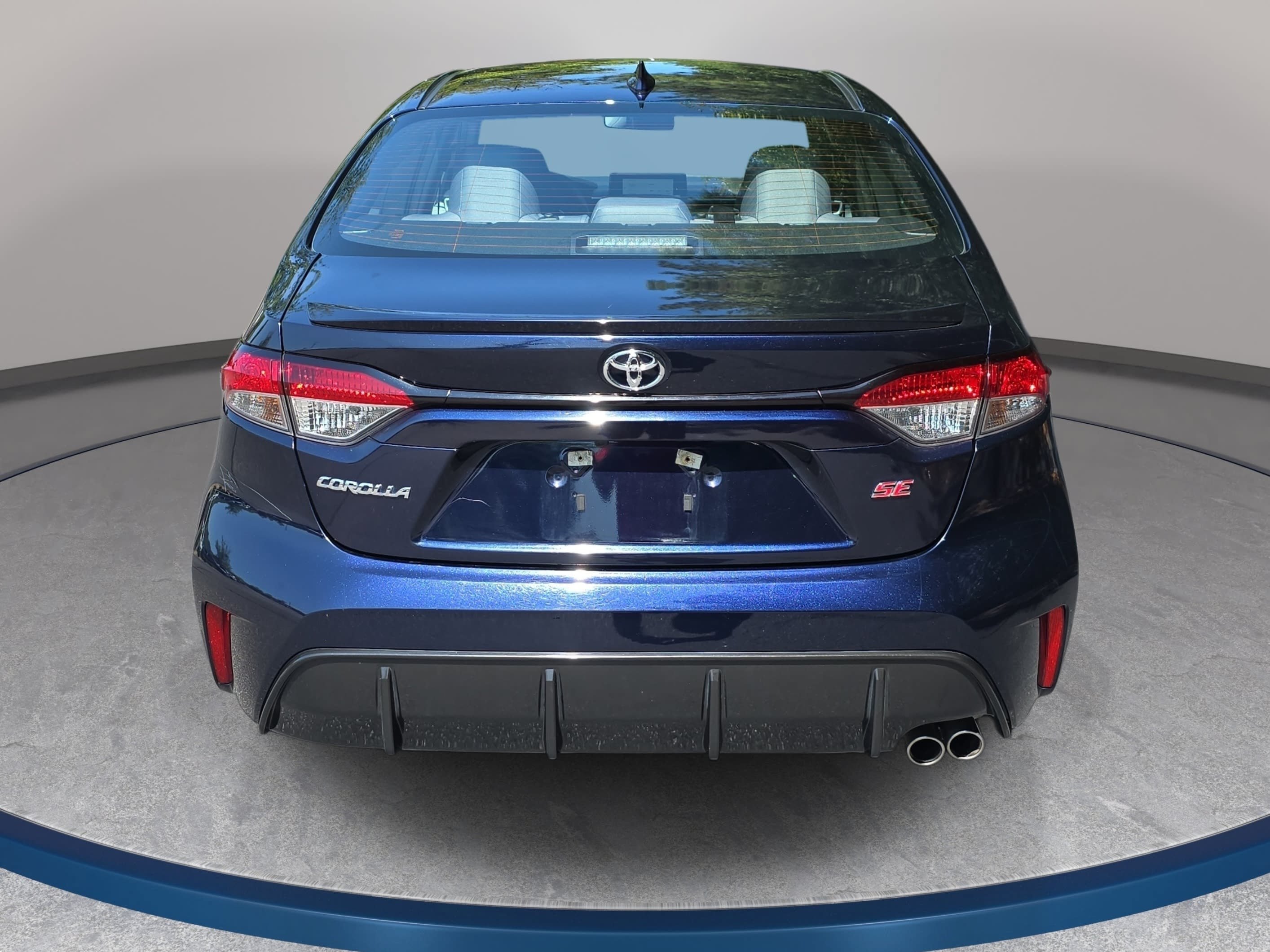 Used 2025 Toyota Corolla SE FWD image 6