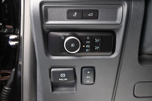 Used 2024 Ford Expedition Limited AWD/4WD image 43