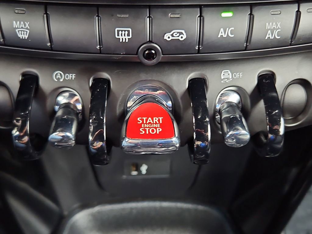 Used 2024 MINI Cooper Convertible image 22