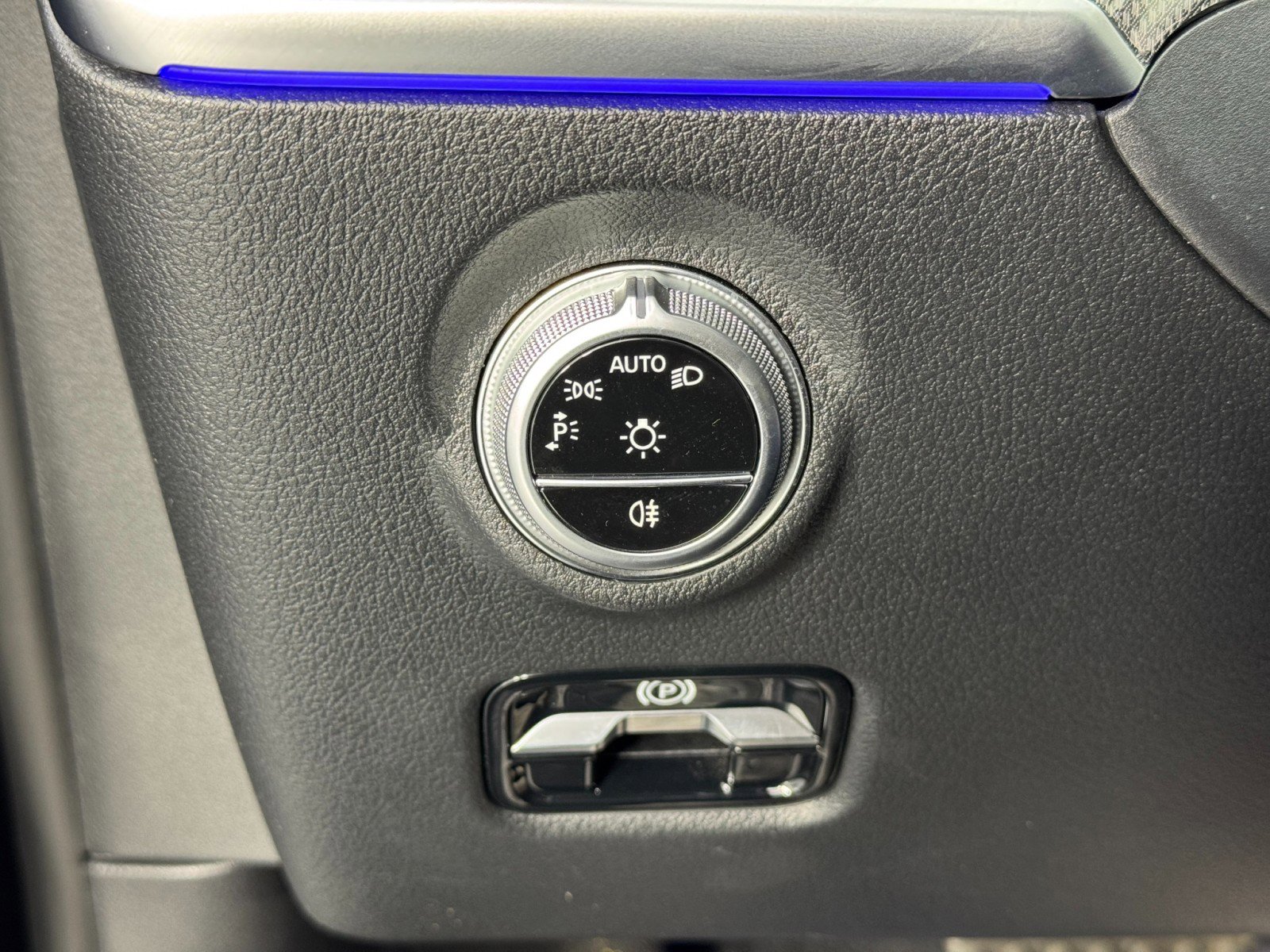 Used 2022 Mercedes-Benz C 300 Sedan w/ AMG Line w/ Night Package image 20