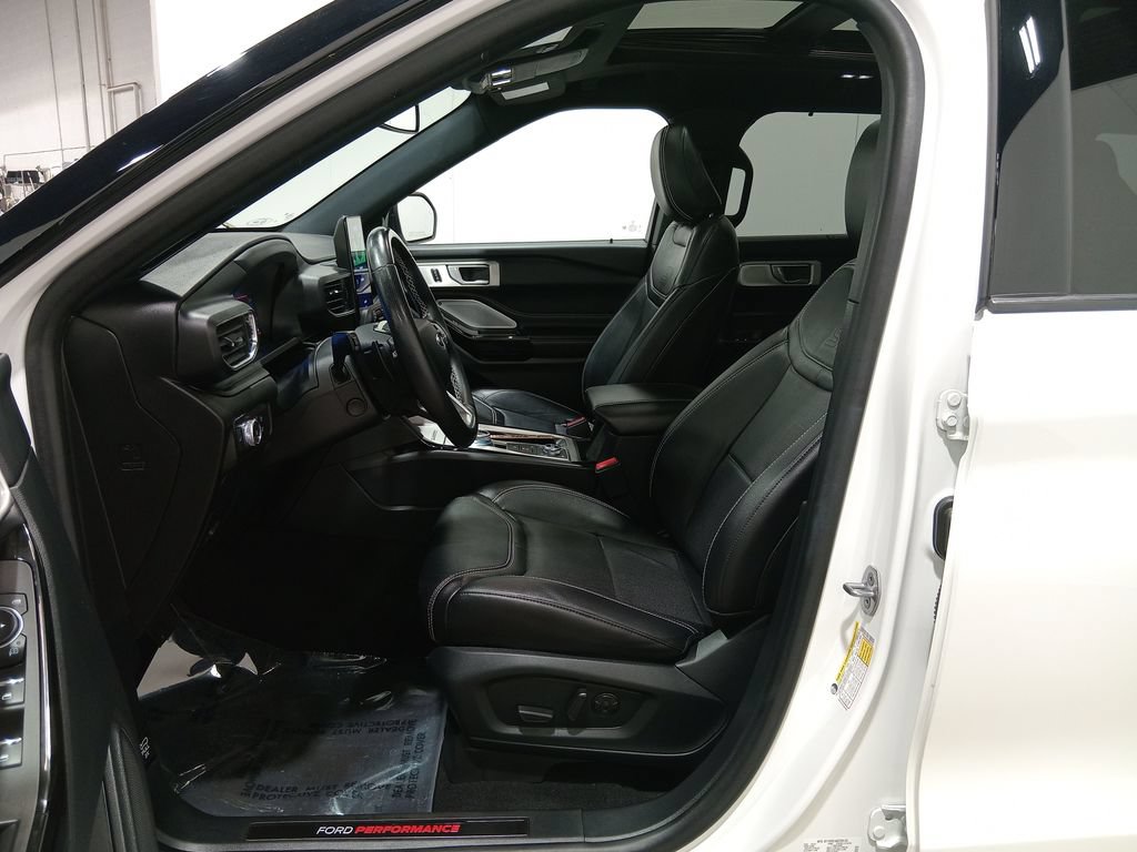 Used 2021 Ford Explorer ST w/ Equipment Group 401A AWD/4WD image 18