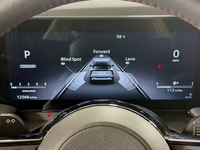 Certified 2025 Nissan Kicks SR w/ SR Premium Package AWD/4WD image 17