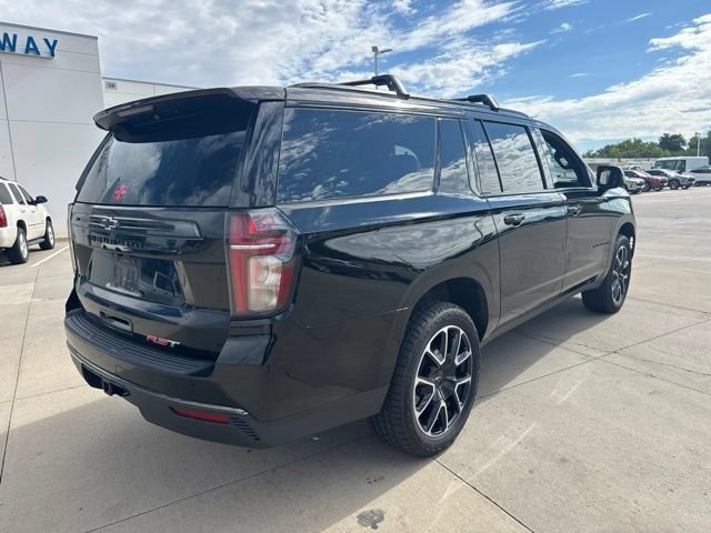 Used 2021 Chevrolet Suburban RST w/ Luxury Package AWD/4WD image 5