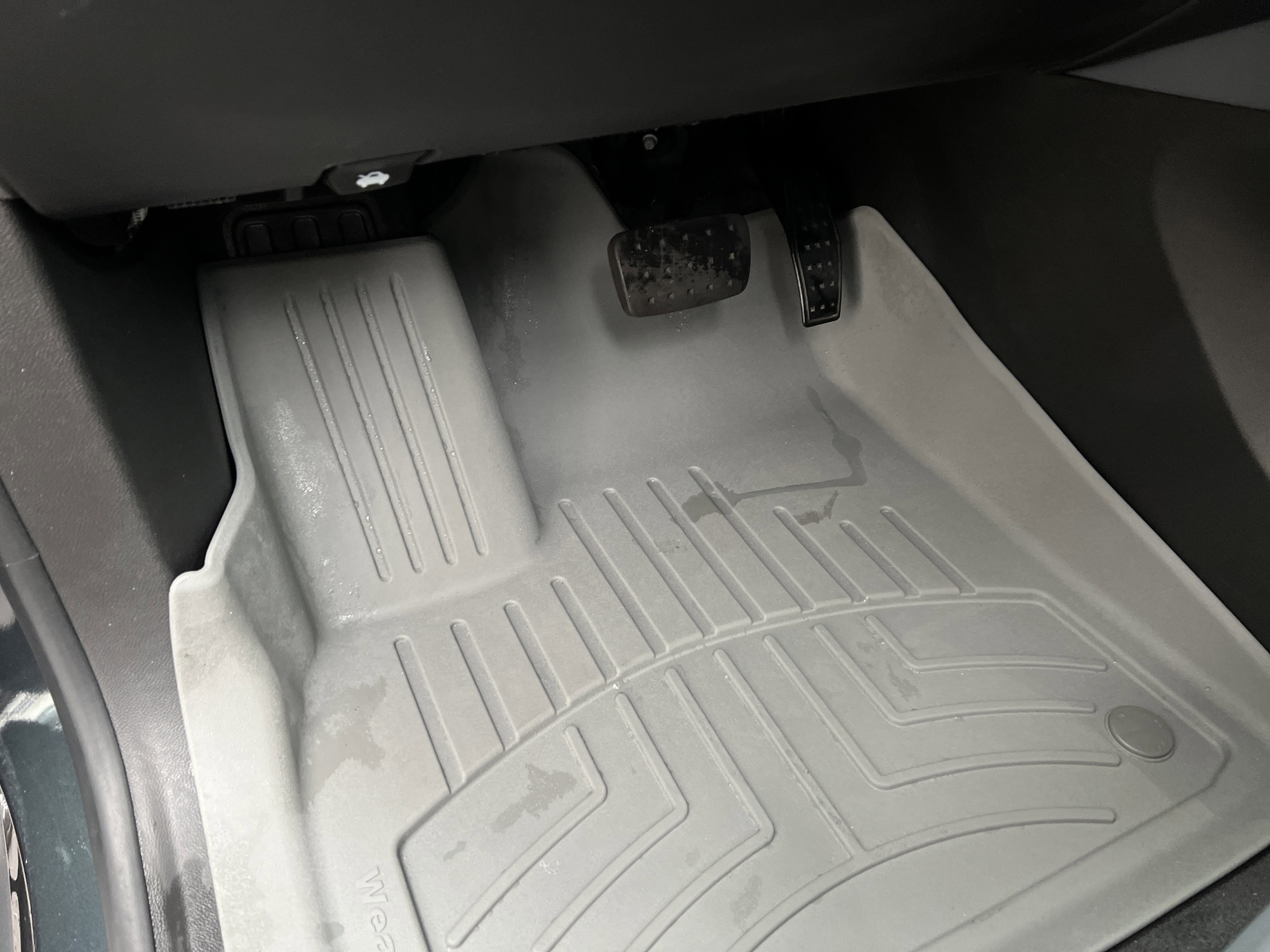 Used 2021 Buick Enclave Premium w/ Sun and Sites Package image 17